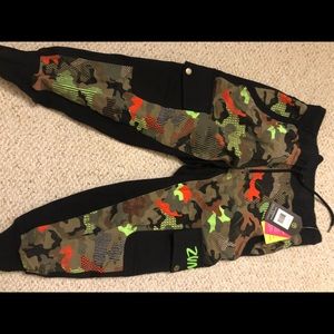 Zumba club camo French terry cargo